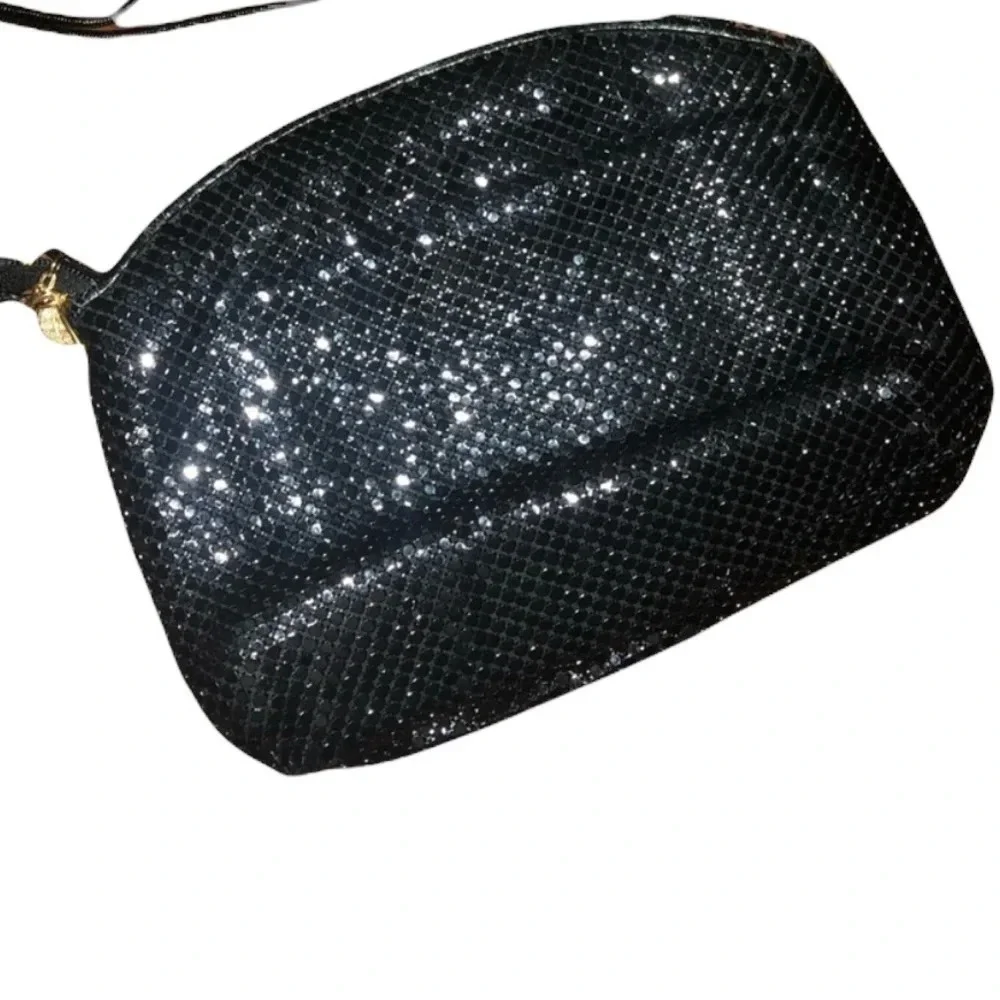 La Regale Black Sparkle Wristlet Clutch